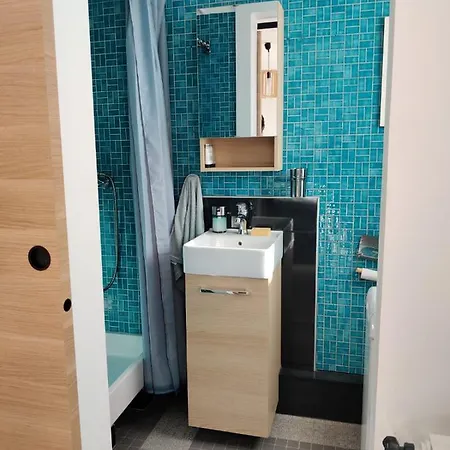 Bord De Seine Apartment *